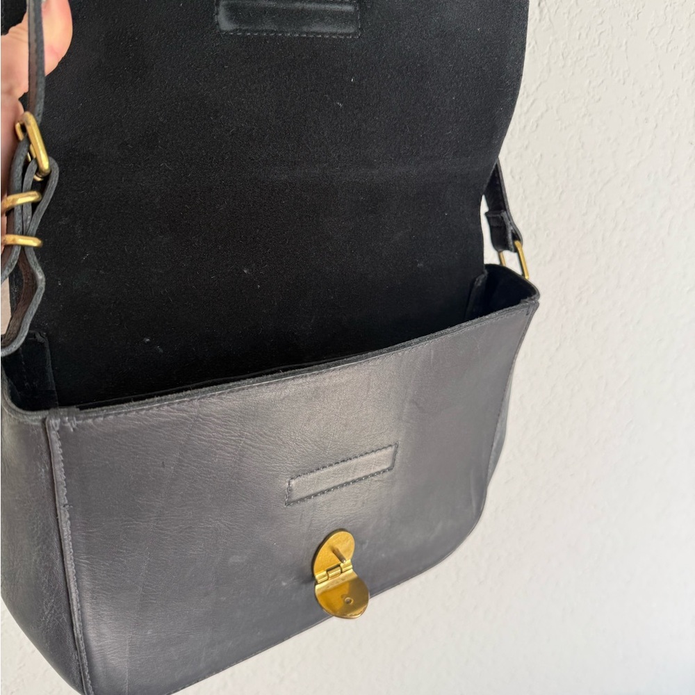 Madewell Black Leather Crossbody Bag Gold Hardware - Picture 9 of 11